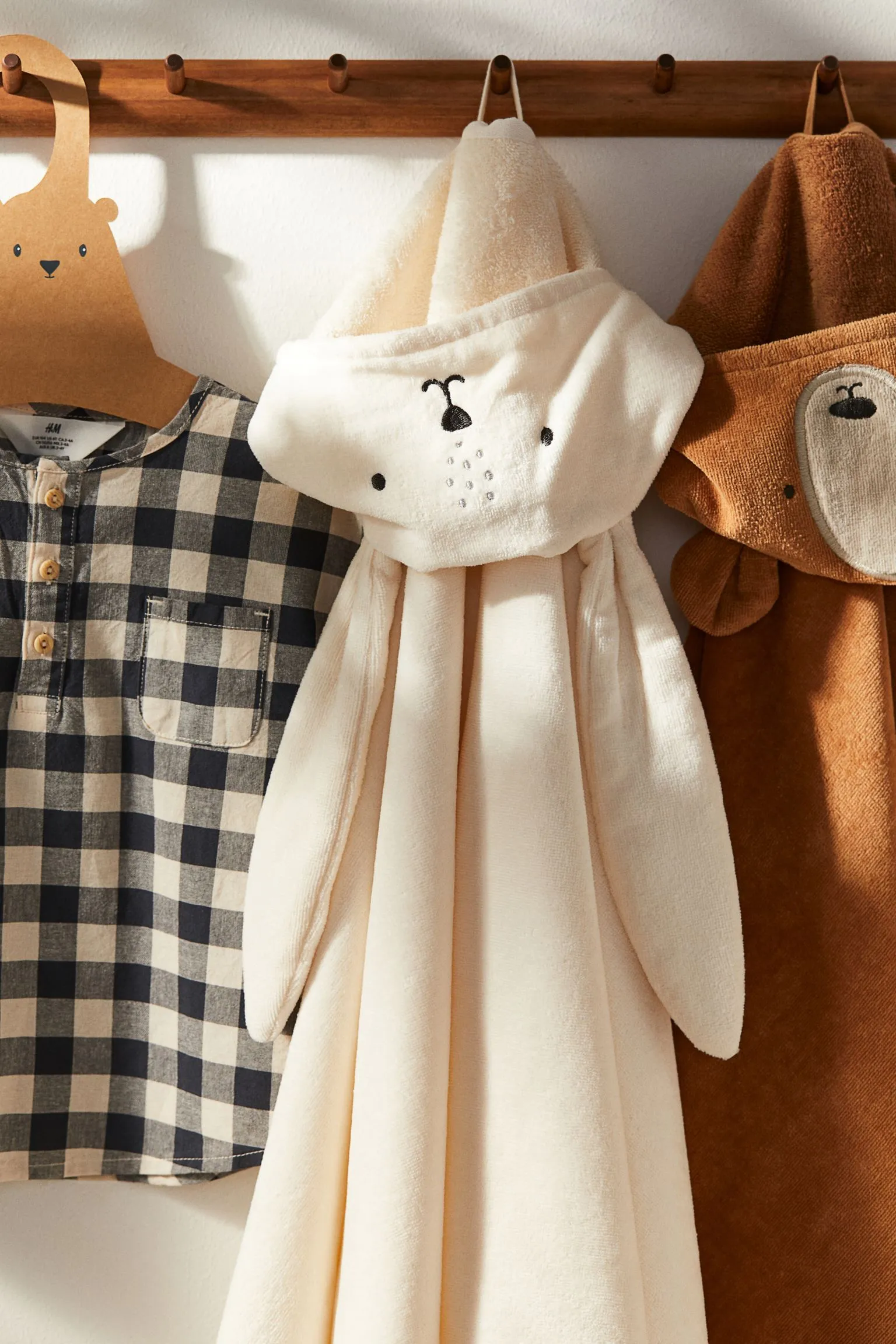 Bath towel H&M Home With Hood Rabbit, white