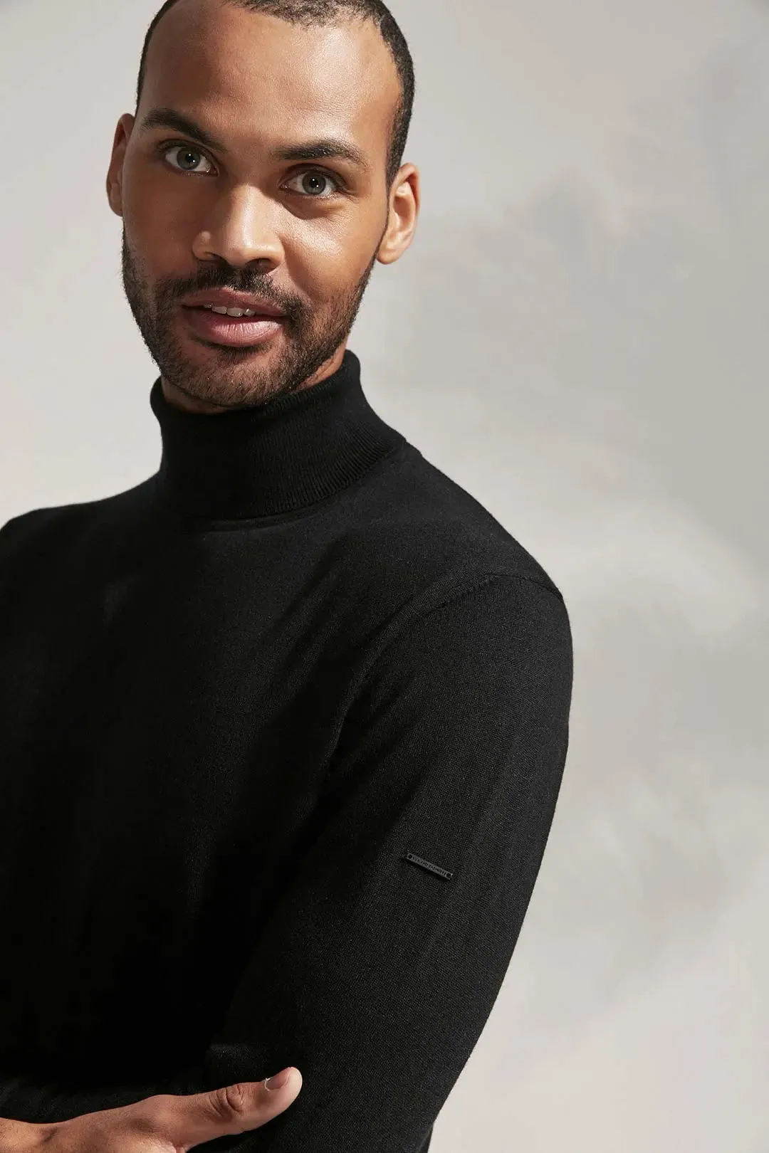 Black Silk and Cashmere Fisherman Utku Men's Knitwear