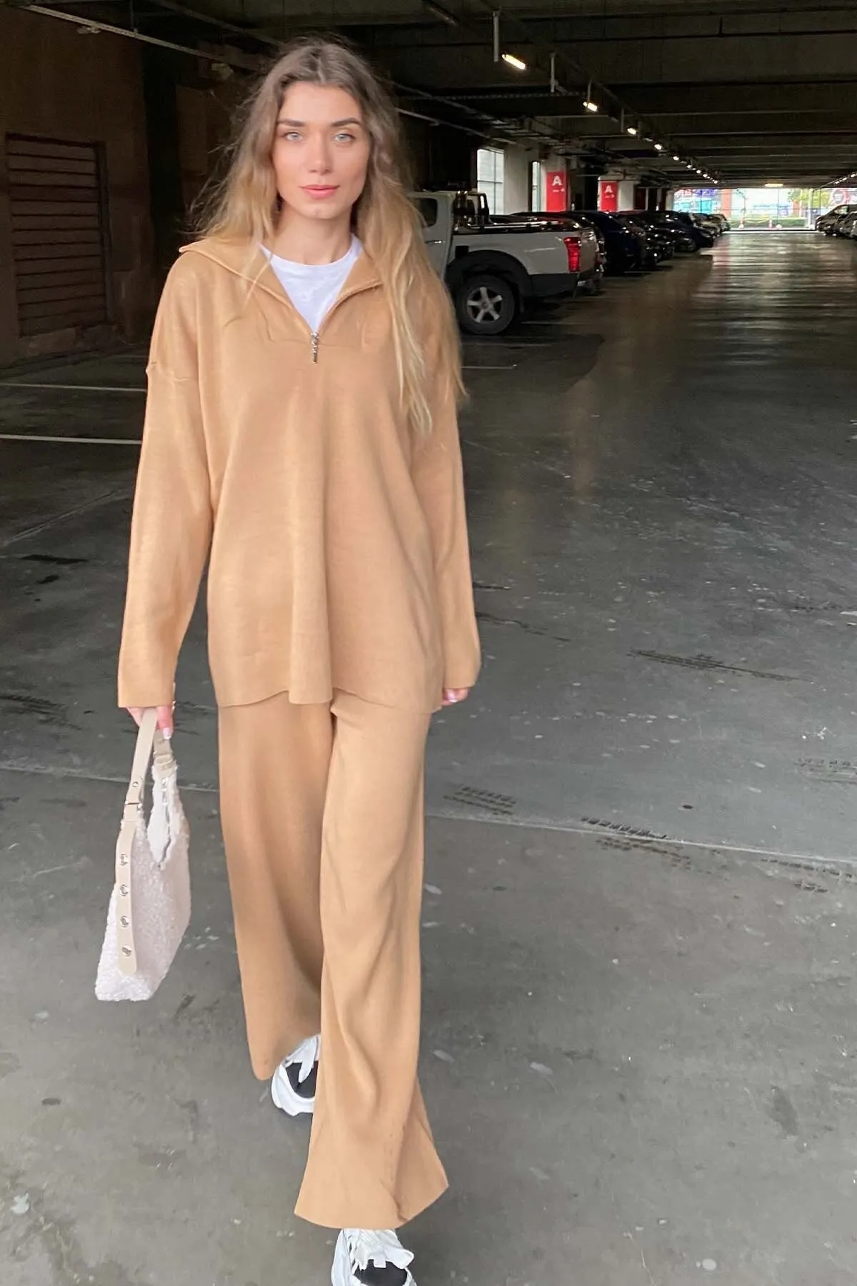 Camel Zipper Detailed Knitwear Sweater