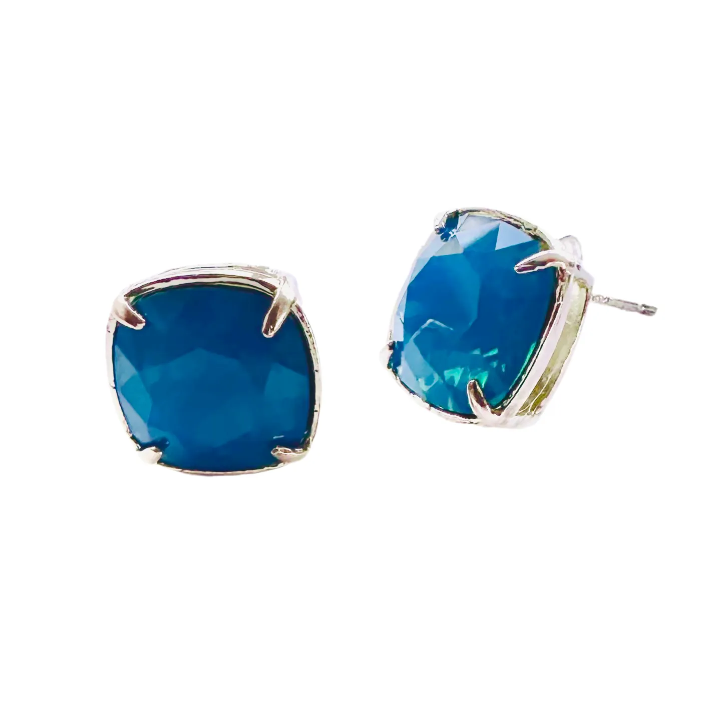 earrings . nouveau swarovski studs . SMALL