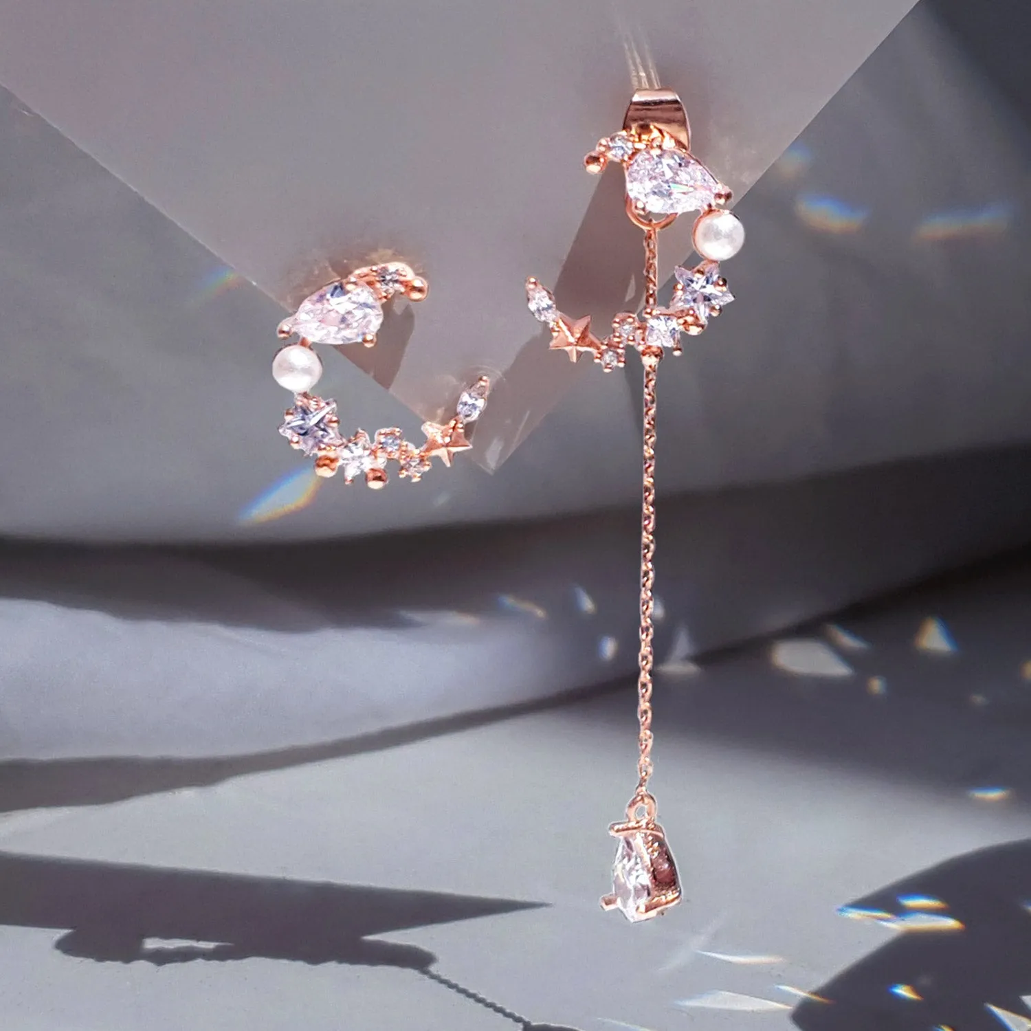 [GOT7 BAMBAM] Moon Goddess Luna Earrings